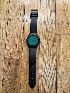 Truwood Leaf Green Watch
